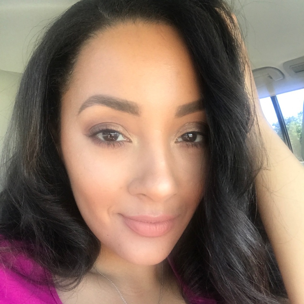 Meet your Posher, Aprelle